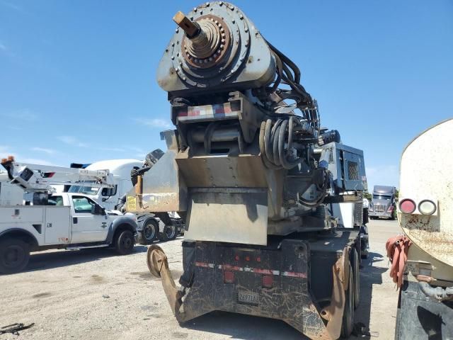 2014 Kenworth Construction T800