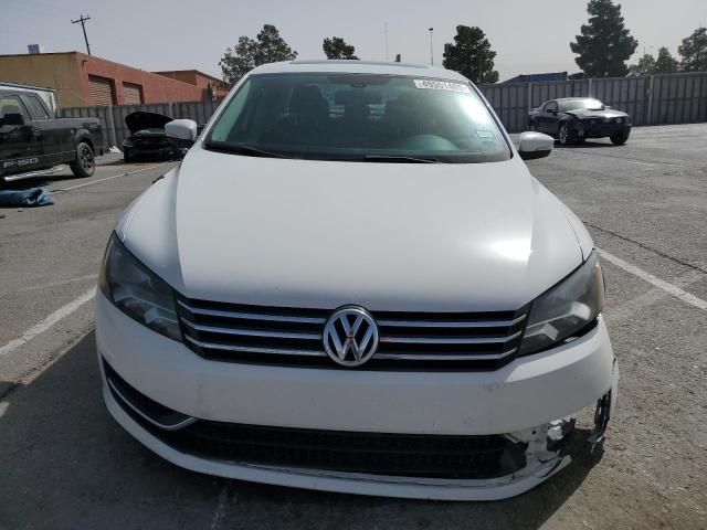 2013 Volkswagen Passat SE