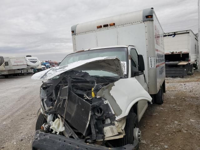 2010 Chevrolet Express G3500 BOX Truck