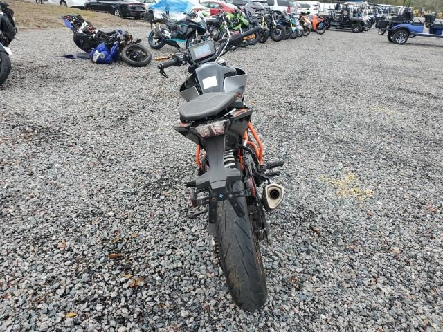 2021 KTM 390 Duke