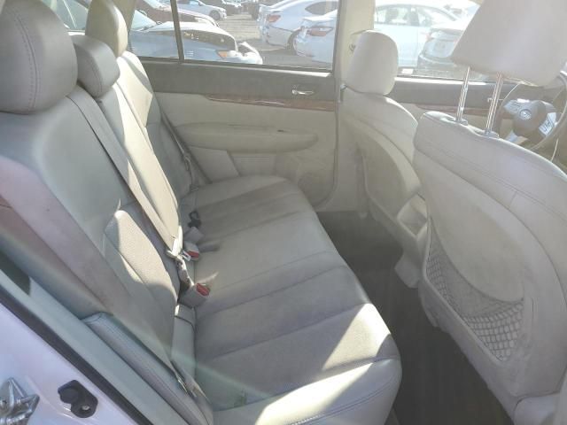 2011 Subaru Outback 2.5I Limited