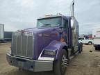2013 Kenworth T800 Semi Truck