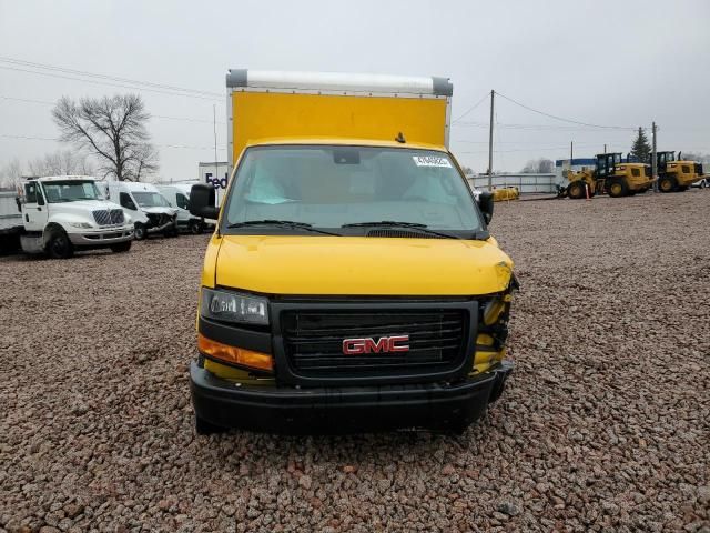 2024 GMC Savana Cutaway G3500