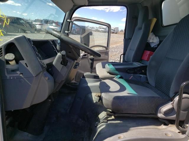 2013 Isuzu BOX Truck