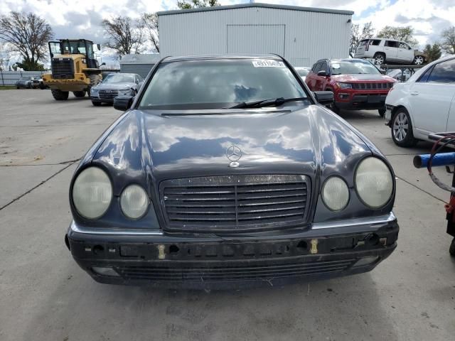 1999 Mercedes-Benz E 320