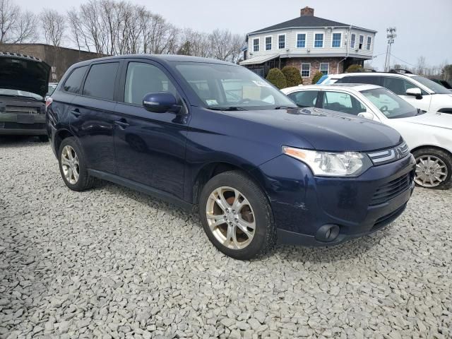 2014 Mitsubishi Outlander SE