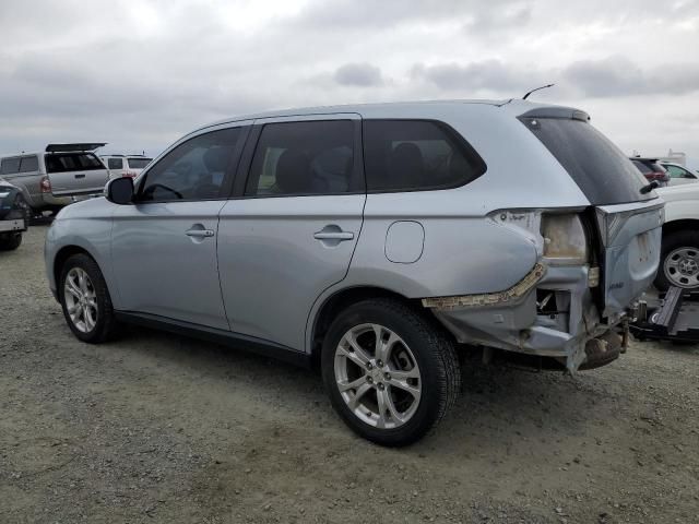 2014 Mitsubishi Outlander SE