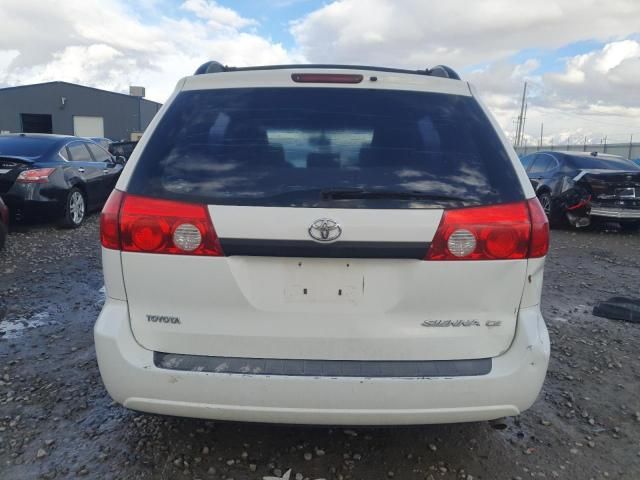 2006 Toyota Sienna CE