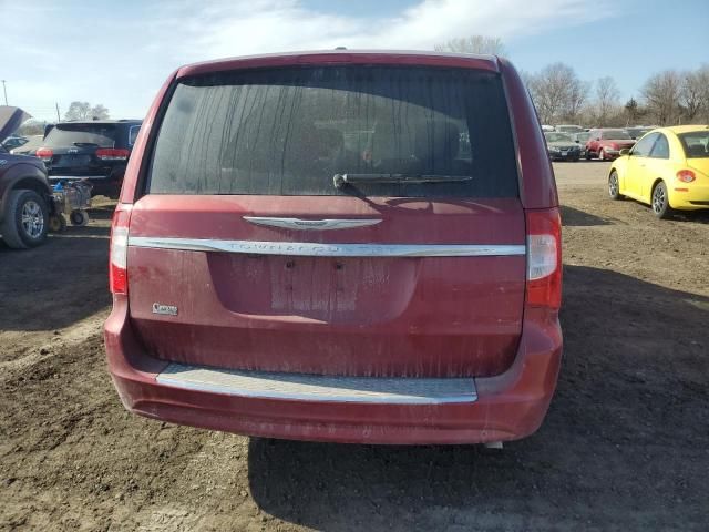 2012 Chrysler Town & Country Touring