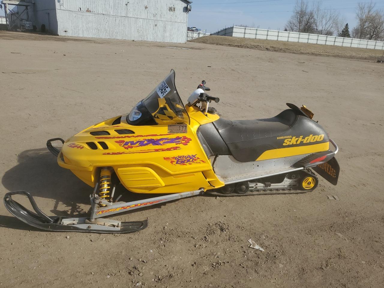 2000 Skidoo 2000 Skidoo MXZ600