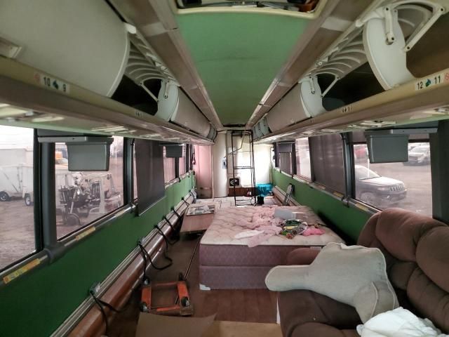 2000 MCI 2000 Motor Coach Industries Transit Bus