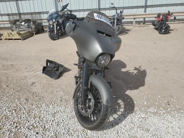 2019 Harley-Davidson Flhxs