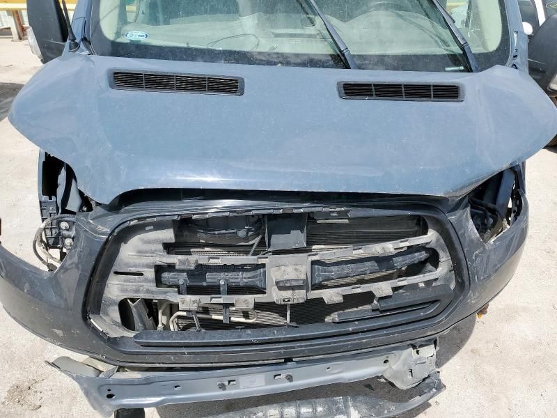 2019 Ford Transit T-250