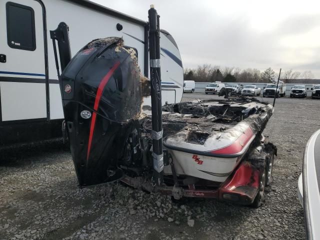 2006 Basstracker Boat