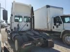 2015 Freightliner Cascadia Semi Truck