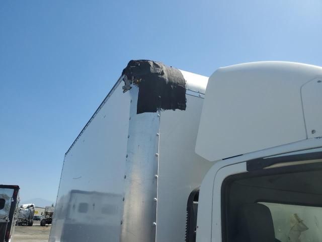 2015 Isuzu NPR BOX Truck