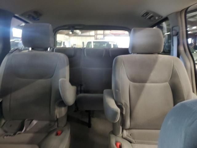 2005 Toyota Sienna CE