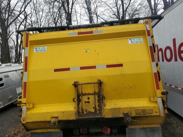 2023 Peterbilt 389 Dump Truck