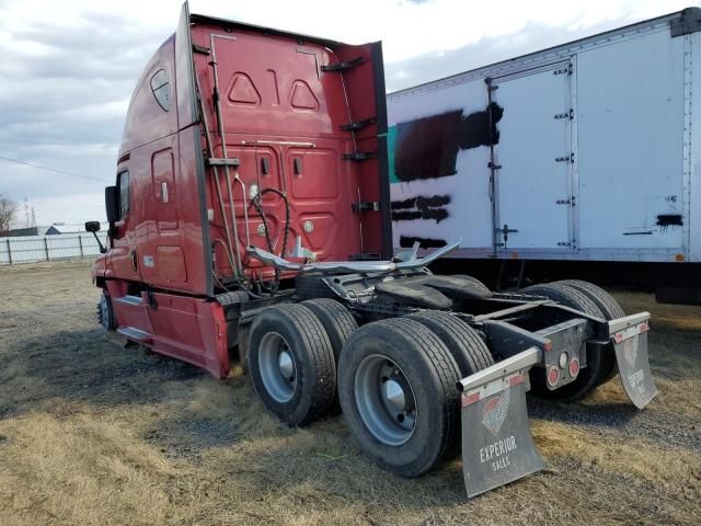 2017 Freightliner Cascadia 125 Semi Truck