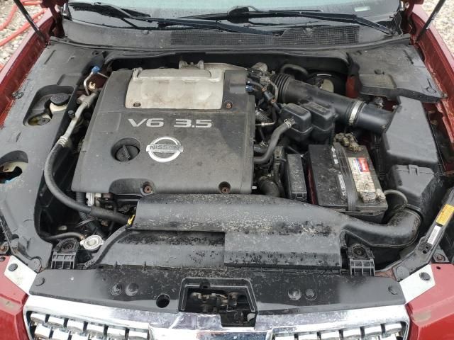 2004 Nissan Maxima SE