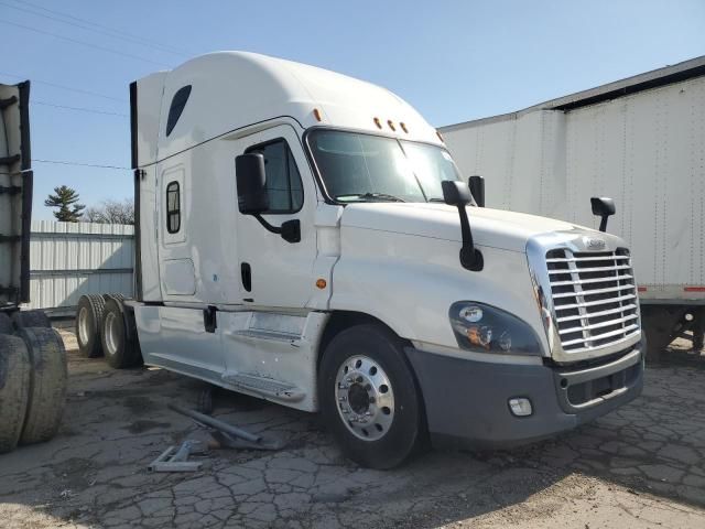 2018 Freightliner Cascadia 125