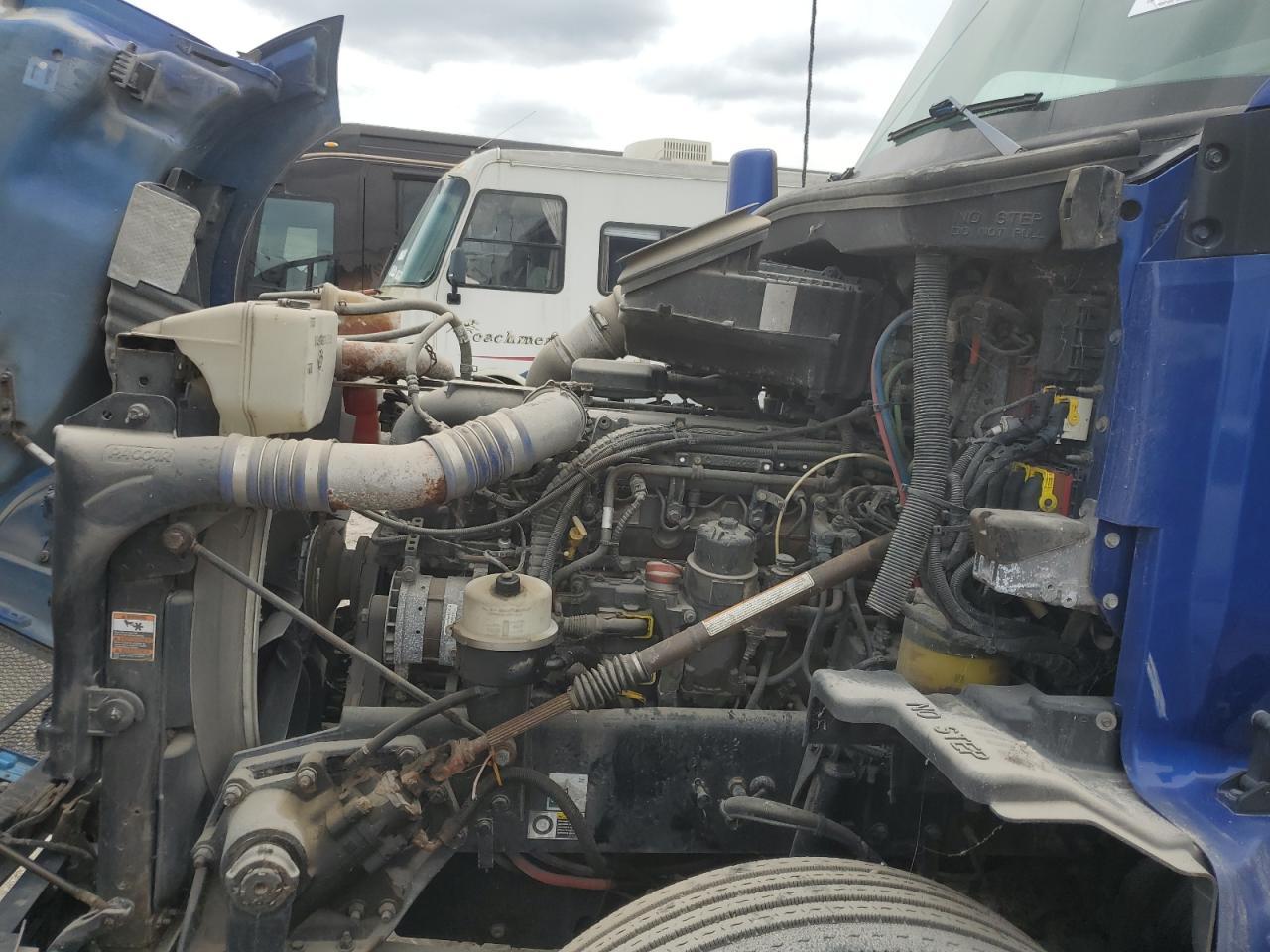 2019 Kenworth T680 Semi Truck