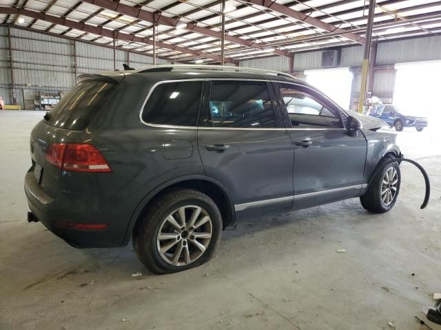 2014 Volkswagen Touareg V6