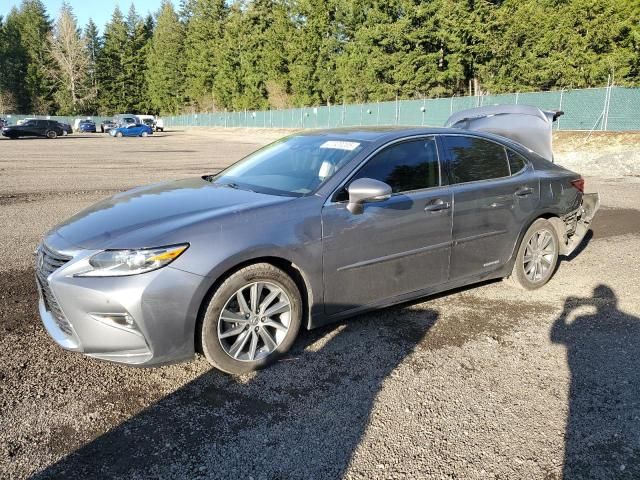 2018 Lexus ES 300H