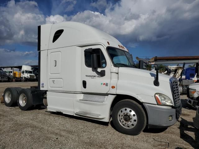 2016 Freightliner Cascadia 125 Semi Truck