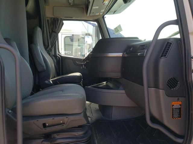 2020 Volvo VNL Semi Truck
