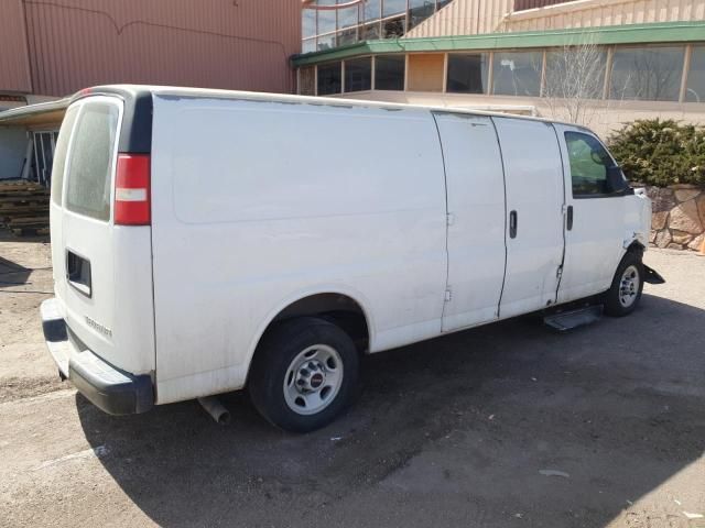 2010 GMC Savana G2500