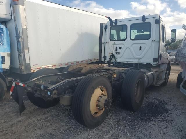 2021 Freightliner Cascadia 126 Semi Truck