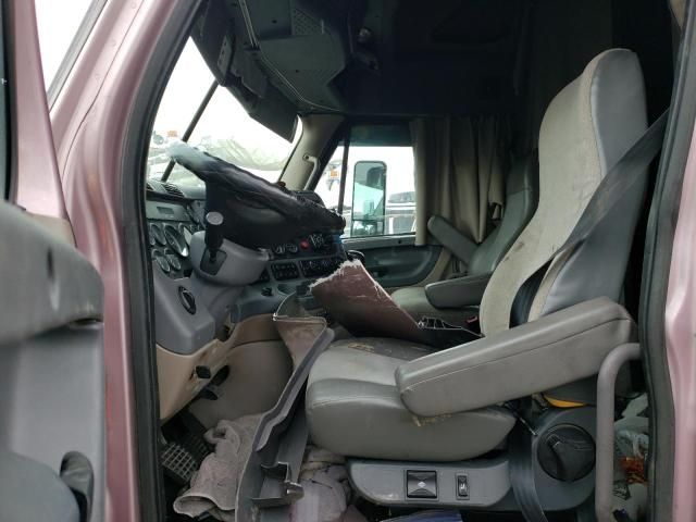2011 Freightliner Cascadia 125