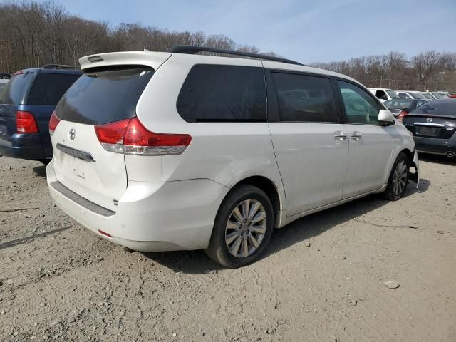 2011 Toyota Sienna XLE