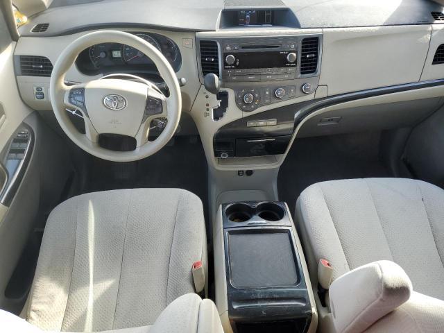 2011 Toyota 2011 Toyt Sienna le
