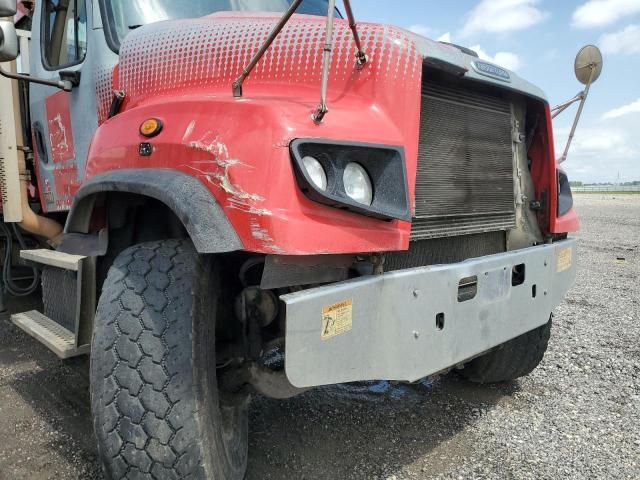 2015 Freightliner 114SD Crane Truck