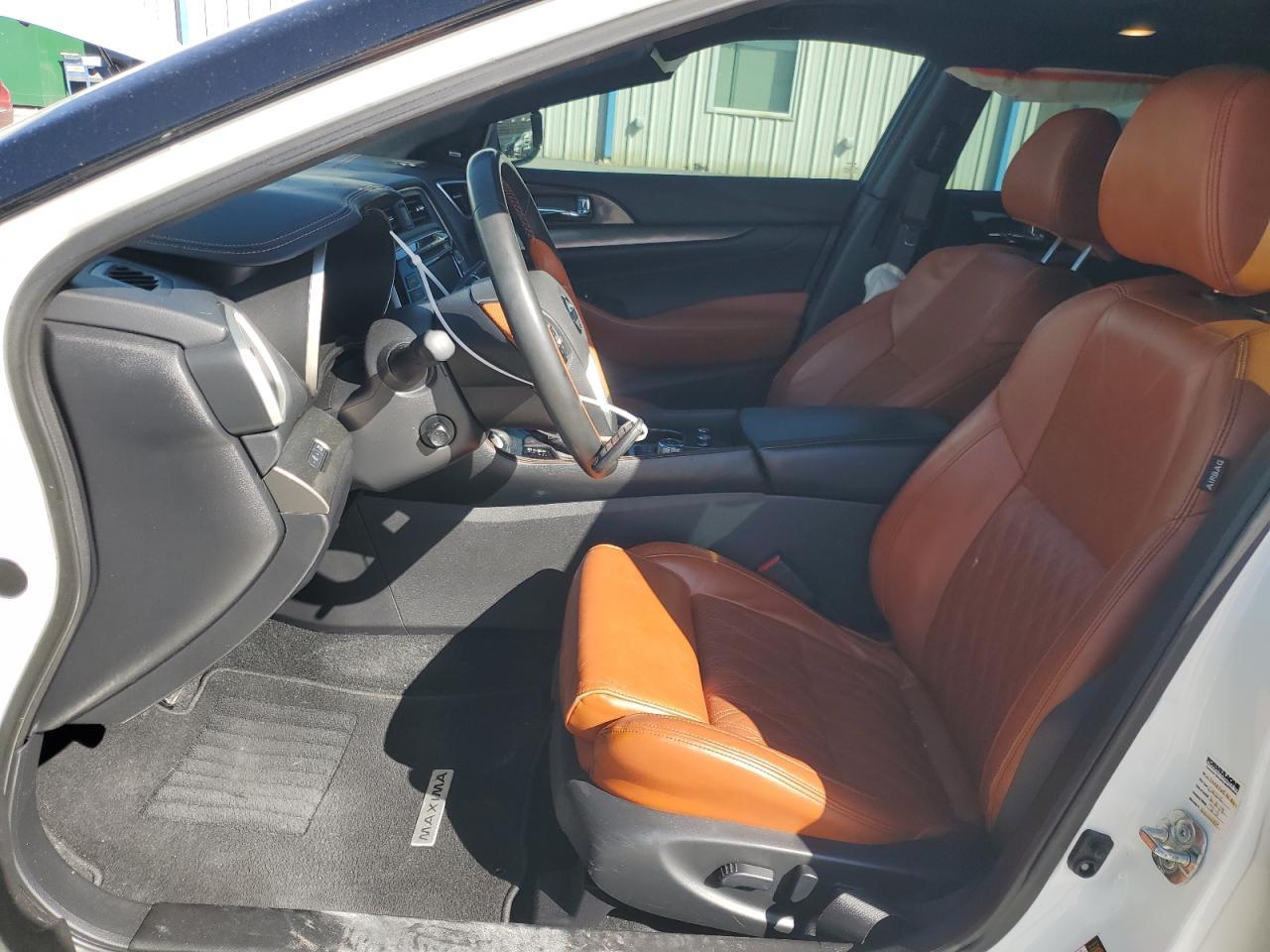 2019 Nissan Maxima s