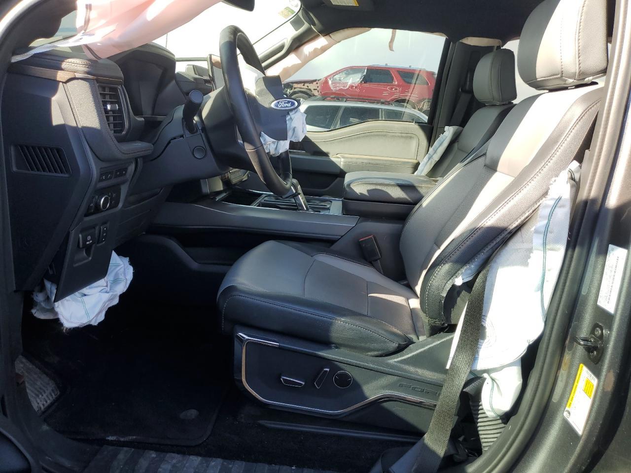 2023 Ford F150 Lightning pro