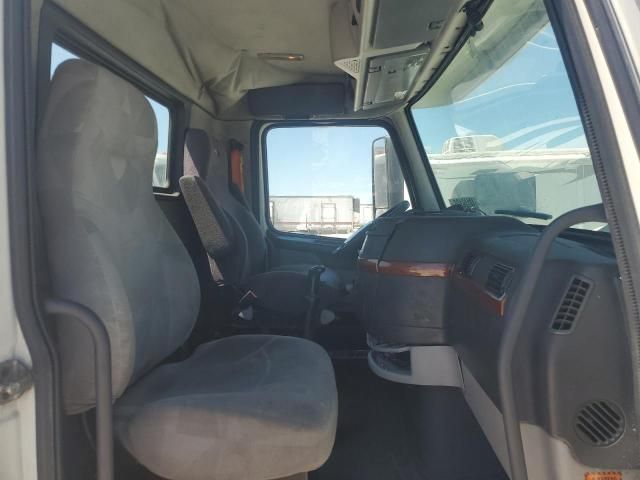 2006 Volvo VNL Semi Truck