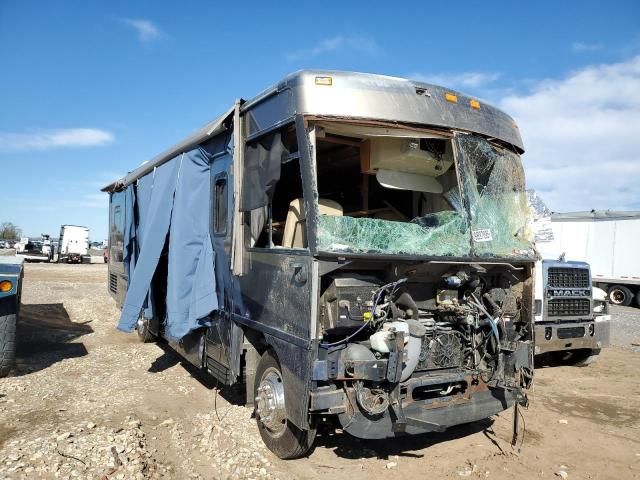 2005 Workhorse Custom Chassis Motorhome Chassis W22