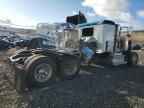 2022 Peterbilt 389 Semi Truck