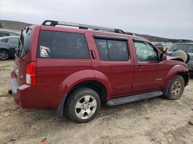 2006 Nissan Pathfinder LE