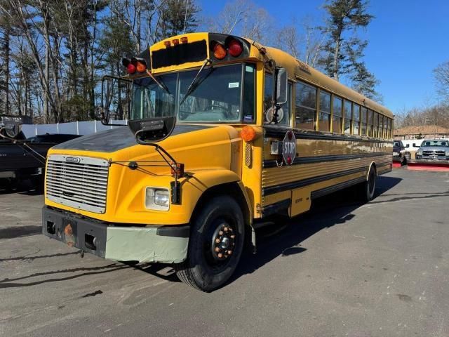 2002 Freightliner Chassis FS65