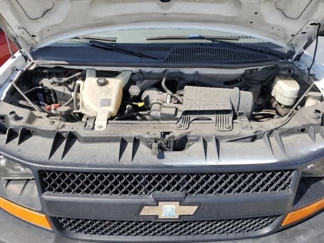 2013 Chevrolet Express G2500