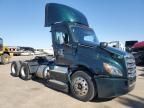 2018 Freightliner Cascadia Semi Truck