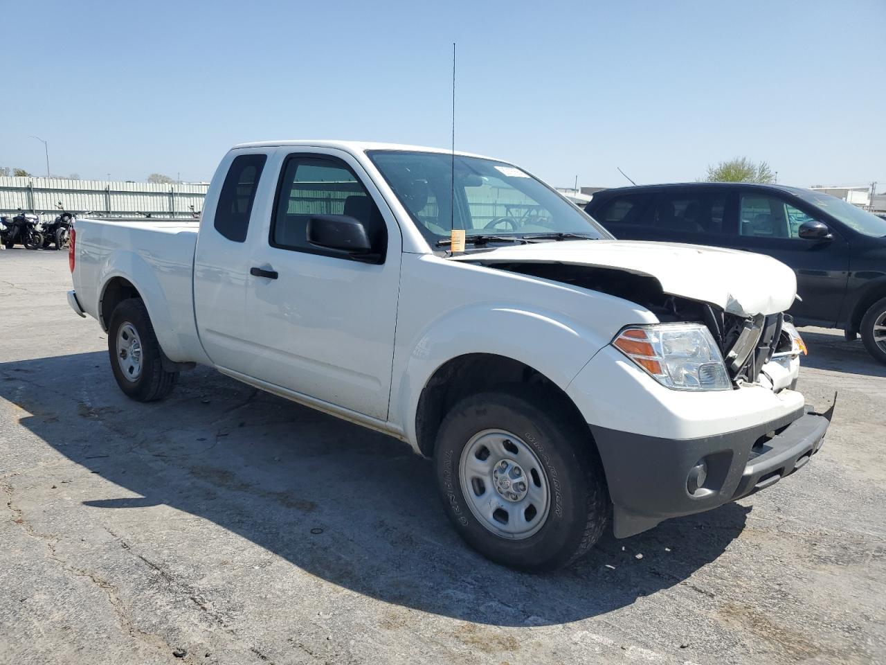 2019 Nissan Frontier s