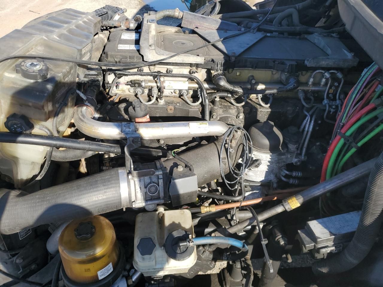 2012 Freightliner Cascadia Semi Truck