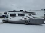 2016 Ford Econoline E450 Super Duty Cutaway Van