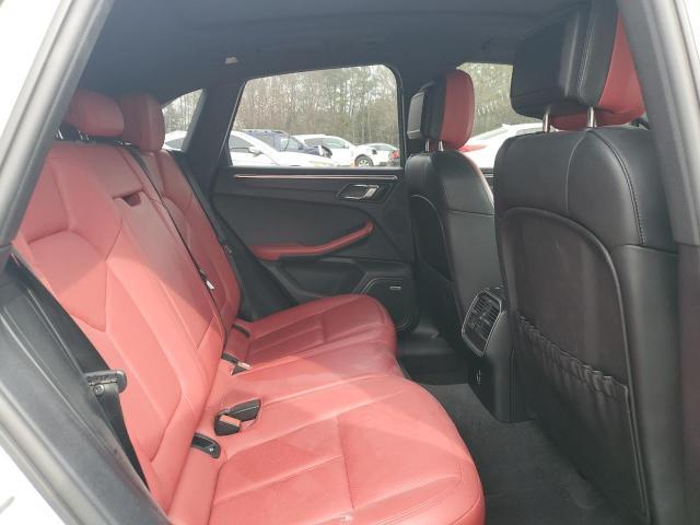 2021 Porsche Macan gts