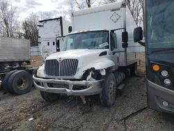 International Vehiculos salvage en venta: 2017 International 4000 4300